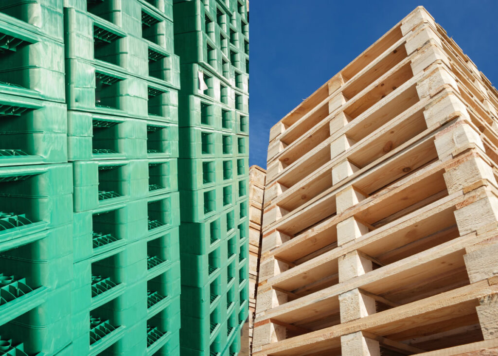 Plastic vs. Wood Pallets: Which Material Handling Solution is Better?